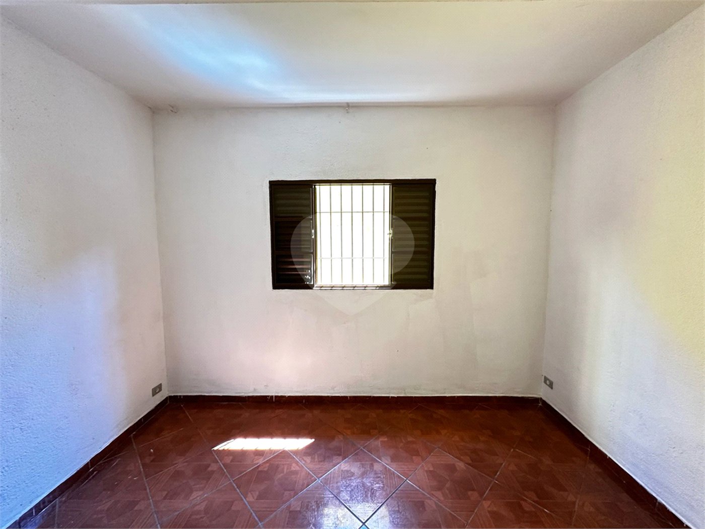 Sobrado à venda com 4 quartos, sendo 1 suíte, em Vila Amorim, Suzano, SP