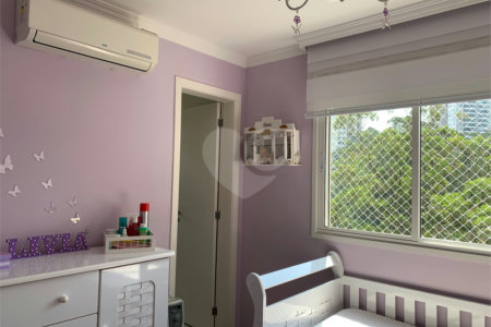 Apartamento à venda com 4 quartos, sendo 3 suítes, em Vila Andrade, São Paulo, SP