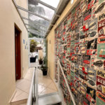 Casa à venda com 5 quartos, sendo 3 suítes, no condomínio Jd Itatinga, São Paulo - SP