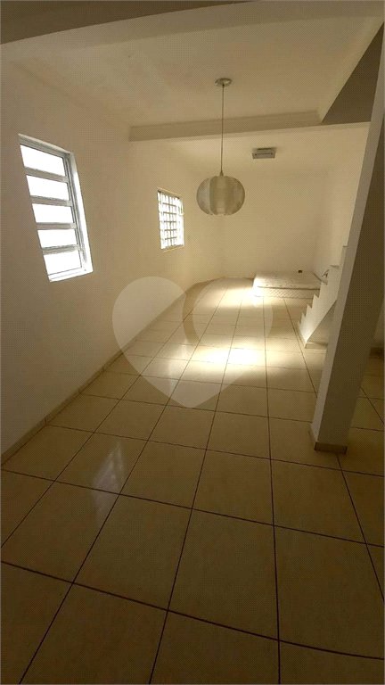 Casa Térrea à venda com 2 suítes em Jardim São Francisco, Mogi das Cruzes, SP