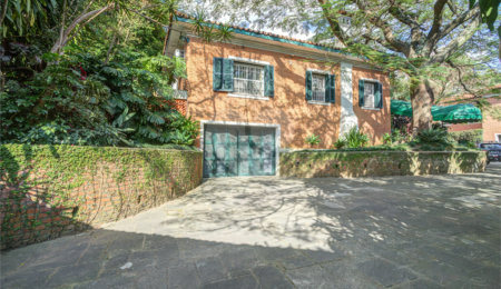 Casa à venda com 6 quartos, sendo 4 suítes,  em Guarapiranga, São Paulo, SP