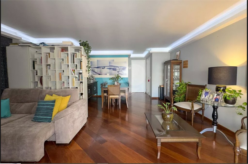 Apartamento à venda com 3 quartos, sendo 1 suíte, em Brooklin Paulista, São Paulo, SP