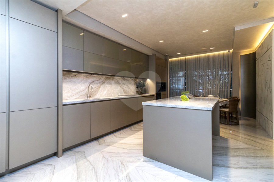 Apartamento à venda com 4 suítes em Jardim Guedala, São Paulo, SP