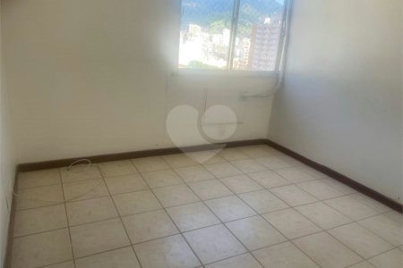 Apartamento à venda ou para alugar com 3 quartos em Tijuca, Rio de Janeiro, RJ