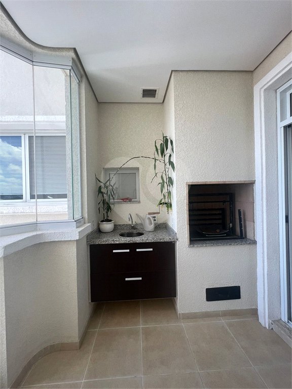 Apartamento à venda com 4 quartos, sendo 2 suítes,  em Vila Oliveira, Mogi das Cruzes, SP