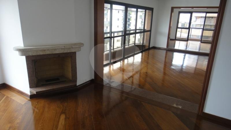 Apartamento à venda com 4 suítes em Vila Andrade, São Paulo, SP