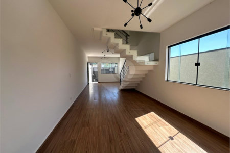 Casa à venda com 4 quartos em Jardim Progresso, Franco da Rocha, SP