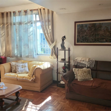 Casa à venda com 3 quartos, sendo 2 suítes, em Indianópolis, São Paulo, SP