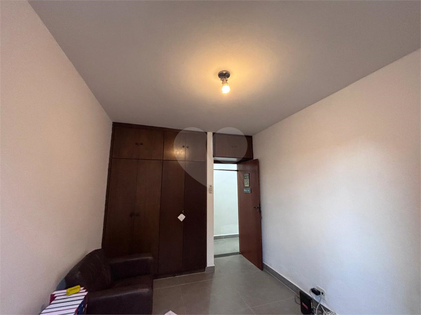 Casa à venda com 3 quartos, sendo 1 suíte, em Parque Três Meninos, Sorocaba, SP