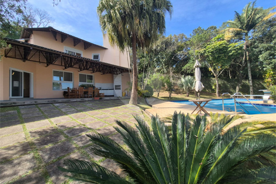 Casa à venda com 3 suítes no condomínio Parque Imperial da Cantareira, Mairiporã - SP