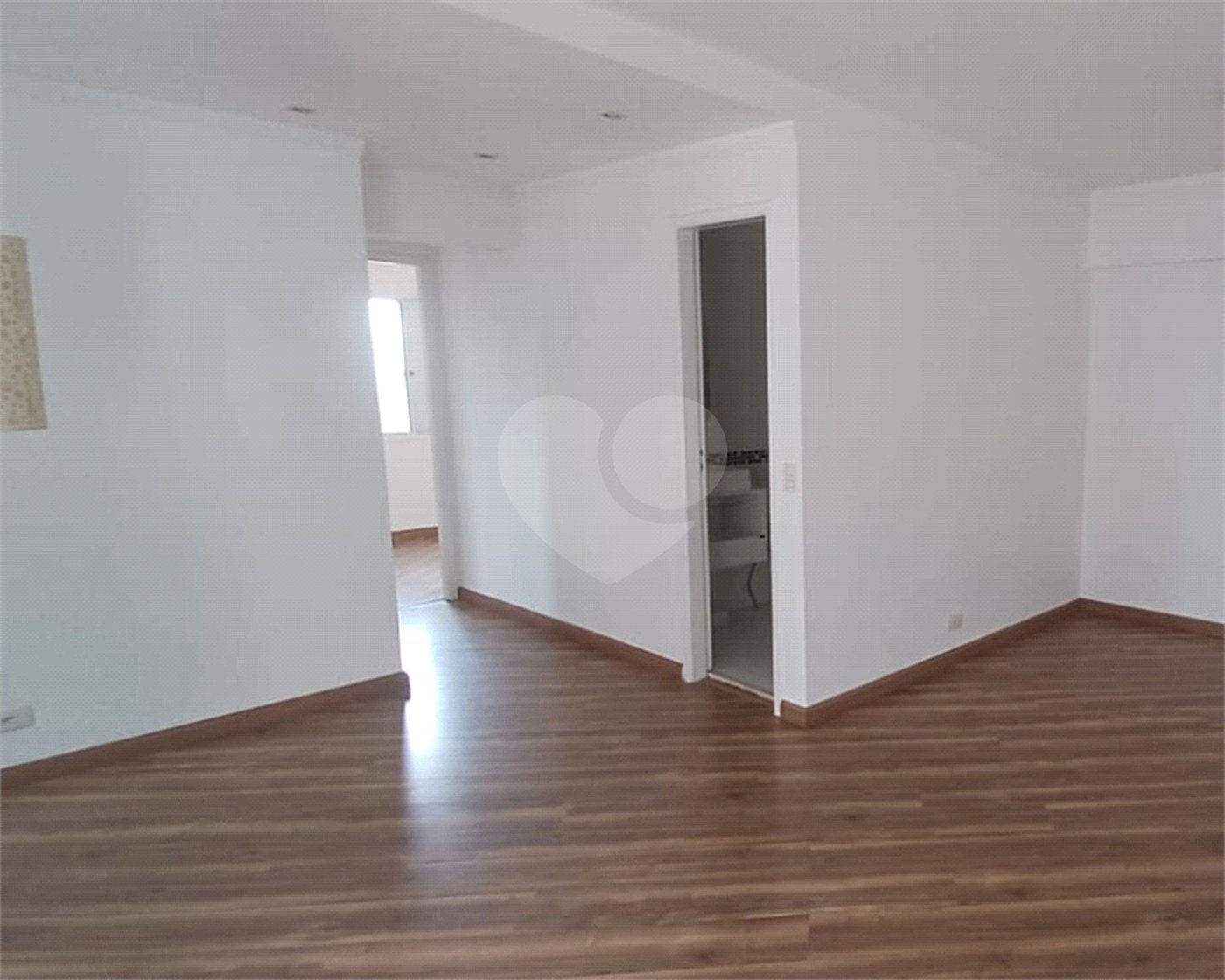 Apartamento à venda com 2 quartos, sendo 1 suíte, em Ponte Grande, Guarulhos, SP