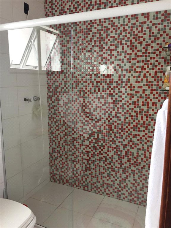 Sobrado à venda com 3 quartos, sendo 1 suíte,  em Alto da Boa Vista, Mogi das Cruzes, SP