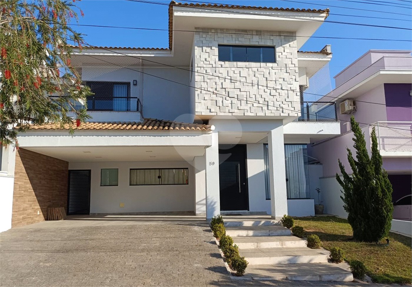 Casa à venda com 3 suítes no condomínio Granja Deolinda, Sorocaba - SP