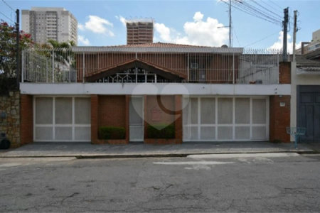 Casa à venda com 5 quartos, sendo 2 suítes, em Vila Galvão, Guarulhos, SP