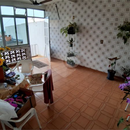 Sobrado à venda com 5 quartos em Vila Nivi, São Paulo, SP