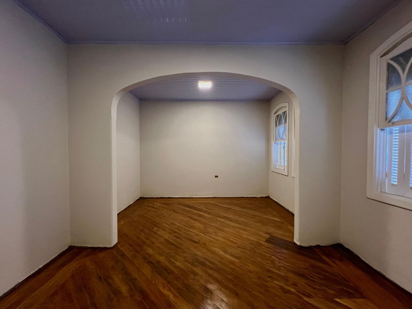 Casa com 3 dormitórios para alugar, 284 m² por R$ 21.162,89 - Gonzaga - Santos/SP