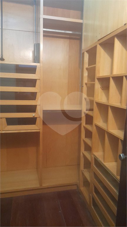 Sobrado à venda com 3 suítes em Tremembé, São Paulo, SP