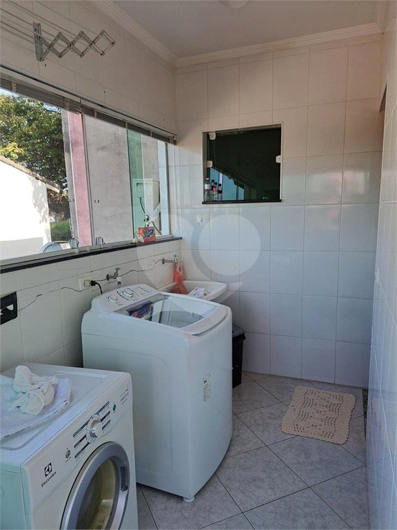 Sobrado à venda com 3 quartos em Tremembé, São Paulo, SP