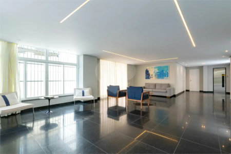 Apartamento à venda com 3 quartos, sendo 1 suíte, em Itaim Bibi, São Paulo, SP