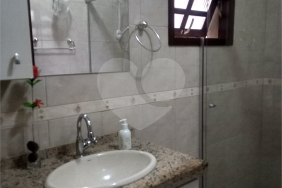 Casa à venda com 3 quartos, sendo 1 suíte,  em Vila Guilherme, São Paulo, SP