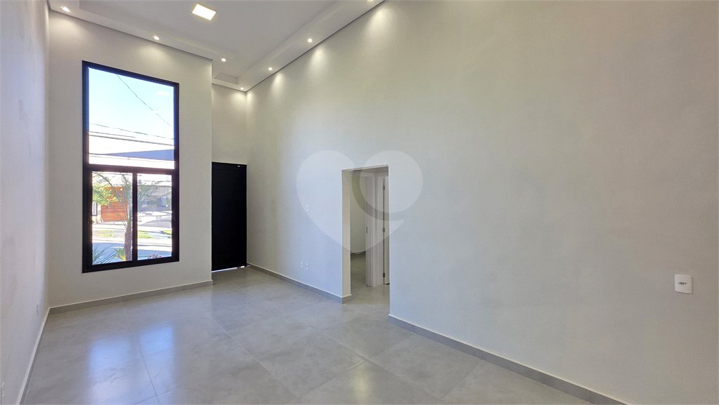 Casa à venda com 3 quartos, sendo 1 suíte, no condomínio Horto Florestal Villagio, Sorocaba - SP