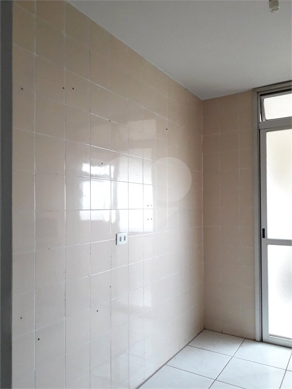 Apartamento à venda com 3 quartos em Vila Suzana, São Paulo, SP
