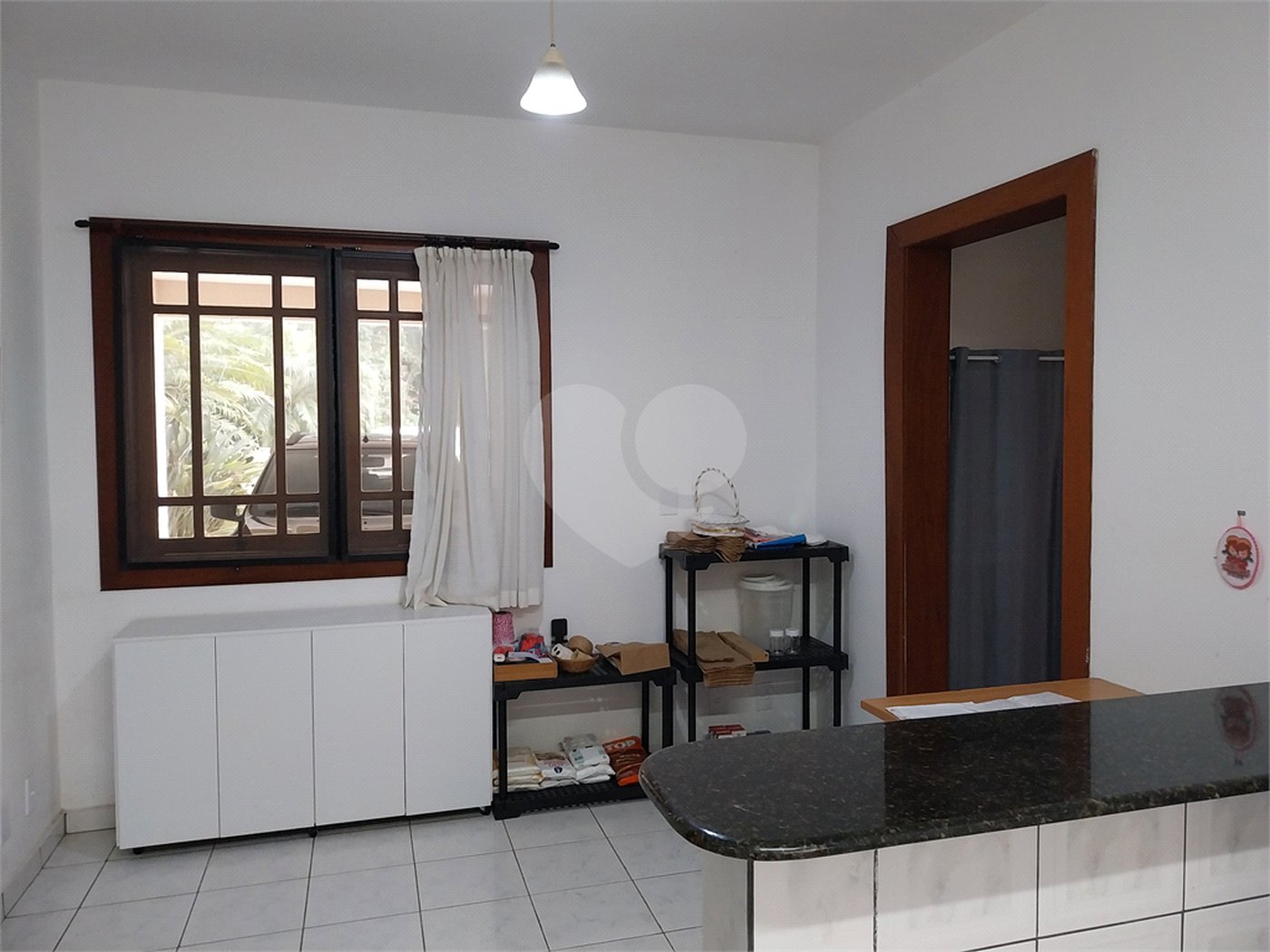 Casa Térrea à venda com 4 quartos, sendo 1 suíte,  em Parque dos Lagos, Mogi das Cruzes, SP
