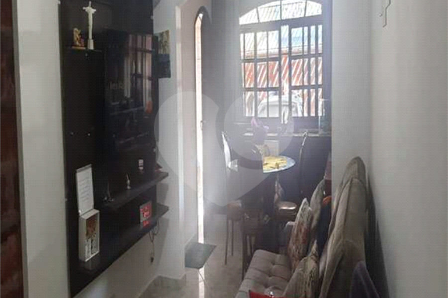 Sobrado à venda com 3 quartos, sendo 1 suíte, em Jardim Virginia Bianca, São Paulo, SP