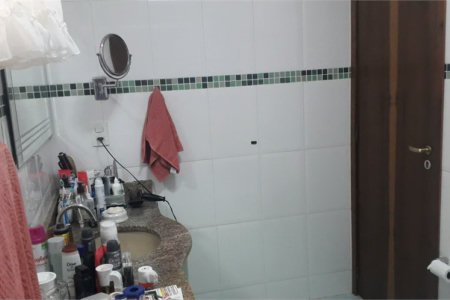 Casa à venda com 3 quartos, sendo 2 suítes,  em Jardim Leonor, São Paulo, SP