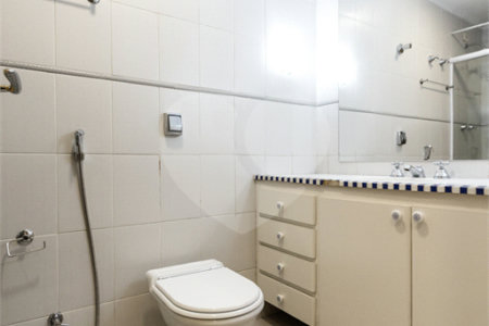 Apartamento à venda com 3 quartos, sendo 1 suíte, em Perdizes, São Paulo, SP