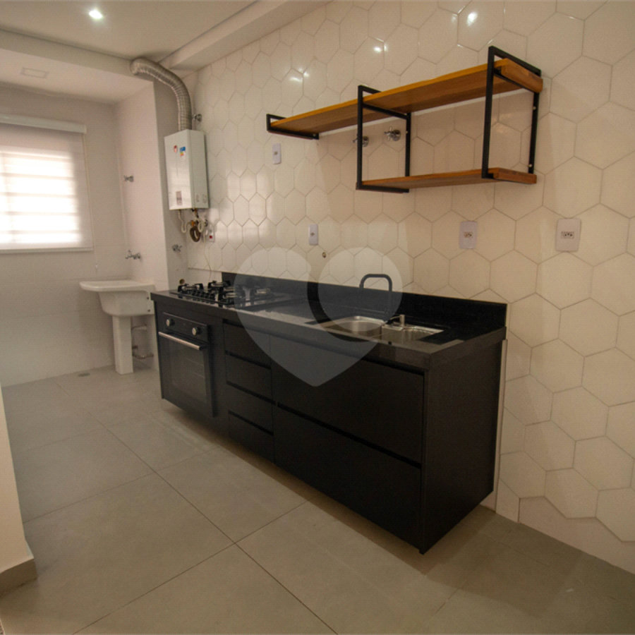 Apartamento à venda com 3 quartos, sendo 1 suíte, em Bairro do Cambará, São Roque, SP