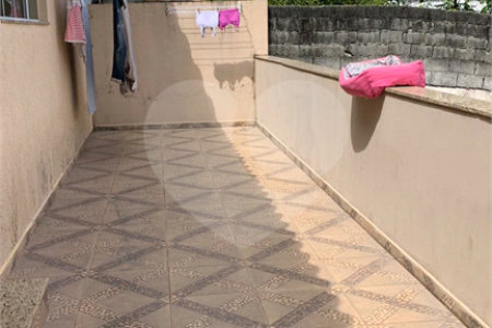 Casa Térrea à venda com 3 quartos no Centro, Poá, SP