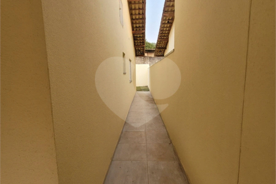 Casa à venda com 3 quartos, sendo 1 suíte,  no condomínio Vale dos Gansos, Mairiporã - SP