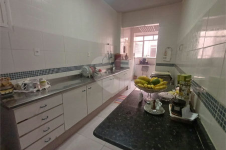 Apartamento à venda com 3 quartos, sendo 1 suíte,  em Maracanã, Rio de Janeiro, RJ