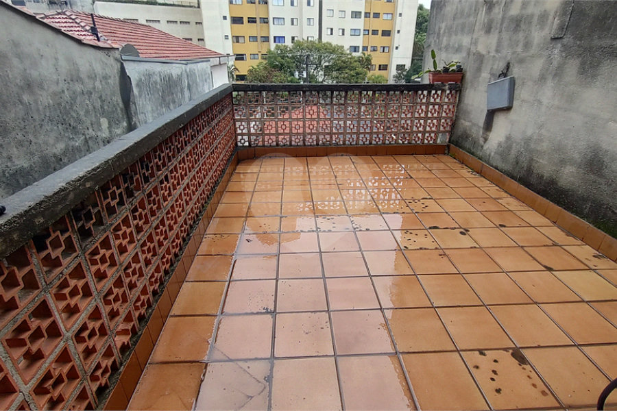 Casa Térrea à venda com 2 quartos, sendo 1 suíte, em Parque São Domingos, São Paulo, SP