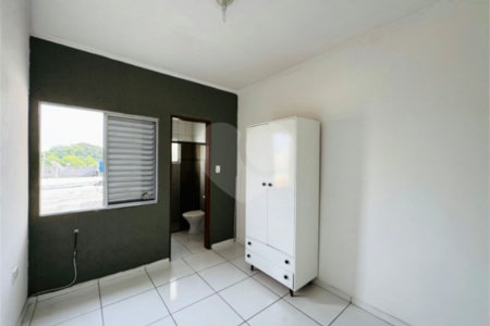 Casa à venda com 3 quartos, sendo 1 suíte,  em Vila Leonor, Guarulhos, SP