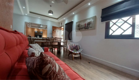 Casa à venda com 3 quartos, sendo 1 suíte,  no condomínio Residencial Morada do Horto, São Paulo - SP