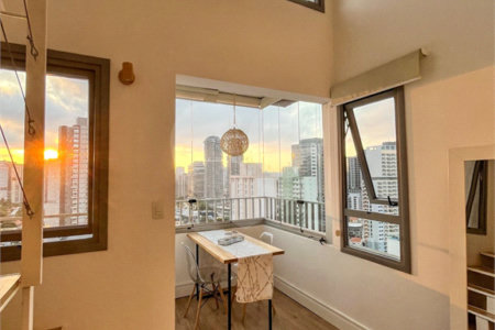 Apartamento à venda com 1 quarto em Jardim das Acácias, São Paulo, SP