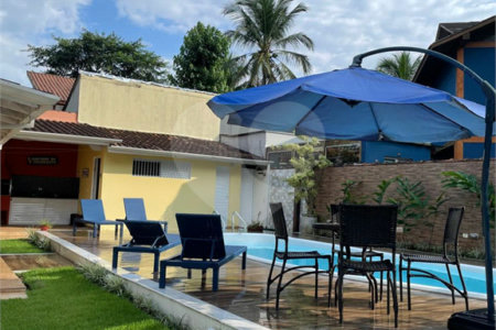 Casa à venda com 3 quartos, sendo 2 suítes,  em Maresias, São Sebastião, SP