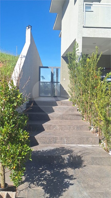 Casa à venda com 3 suítes no condomínio Residencial Alto da Floresta, Bom Jesus dos Perdões - SP