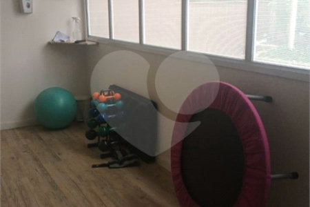 Apartamento à venda com 3 suítes em Vila Bastos, Santo André, SP