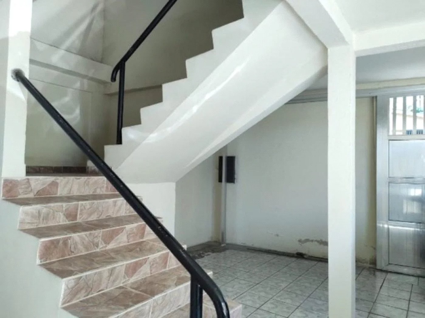 Casa à venda com 9 quartos em Parque Fernanda, São Paulo, SP