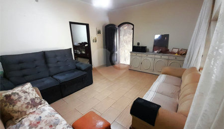 Casa à venda com 5 quartos, sendo 1 suíte,  em Jardim Anhangüera, Ribeirão Preto, SP