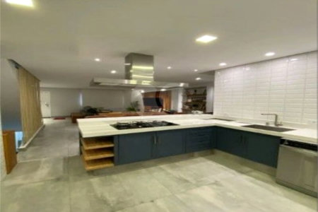 Casa à venda com 3 suítes em Vila Formosa, São Paulo, SP