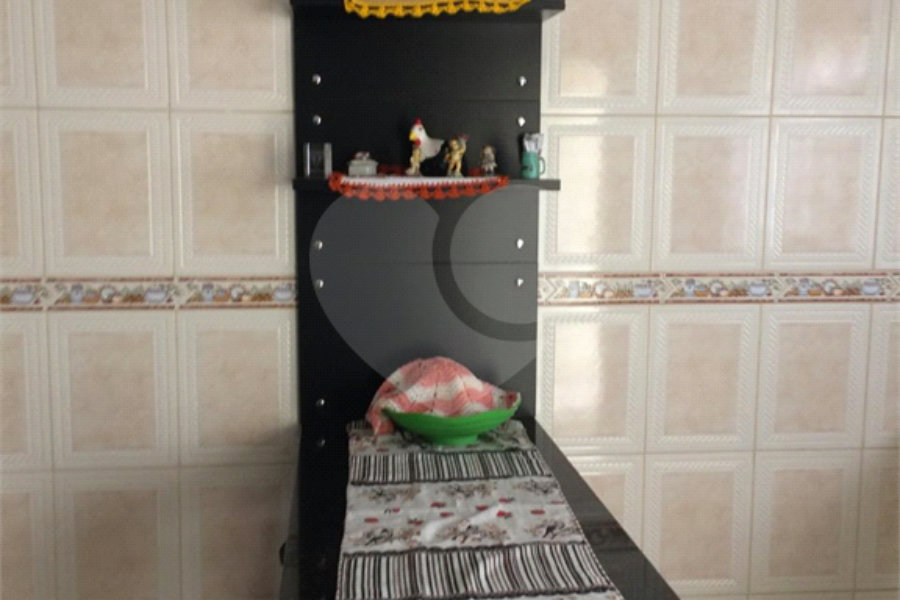 Casa à venda com 3 quartos, sendo 1 suíte, em Jardim Adriana, Guarulhos, SP