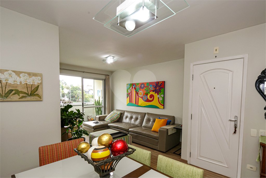 Apartamento à venda com 3 quartos, sendo 2 suítes, em Saúde, São Paulo, SP