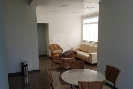 Apartamento à venda com 3 quartos, sendo 1 suíte, em Vila Paulicéia, São Paulo, SP