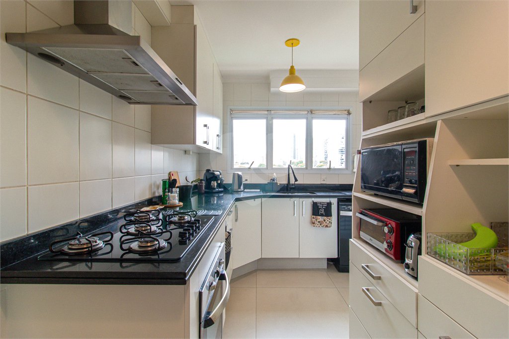 Apartamento à venda com 3 suítes em Chácara Santo Antônio, São Paulo, SP