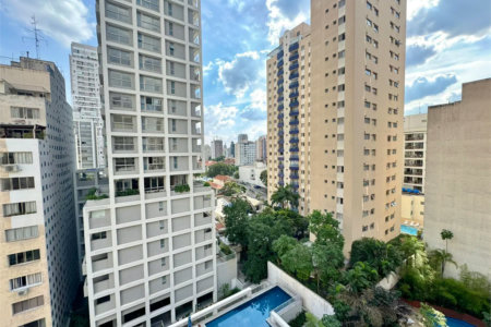 Apartamento à venda com 4 quartos, sendo 2 suítes, em Pinheiros, São Paulo, SP