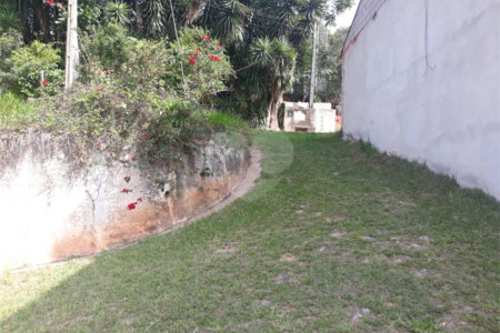 Chácara à venda com 4 quartos em Vila Santa Rita, São Roque, SP